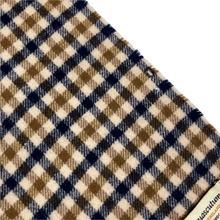 Load image into Gallery viewer, Aquascutum Classic House Check 100% Lambswool Scarf - One Size Fits All