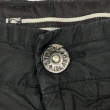 Load image into Gallery viewer, Stone Island Black Bermuda Cargo Shorts - W 34"