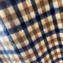 Load image into Gallery viewer, Aquascutum Classic House Check Pure Lambswool Scarf - One Size Fits All