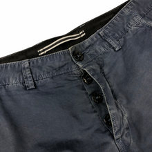 Load image into Gallery viewer, Stone Island Navy Blue Bermuda Cargo Shorts - W 30"