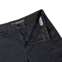 Load image into Gallery viewer, Stone Island Navy Bermuda Cargo Shorts - W 29"