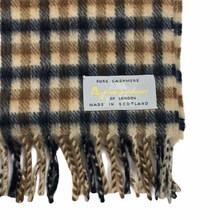 Load image into Gallery viewer, Aquascutum Classic House Check Pure Cashmere Scarf - One Size Fits All