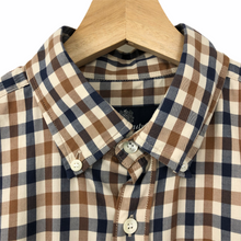 Load image into Gallery viewer, Aquascutum House Check Short Sleeved Shirt - Medium (M) PTP 20.5"