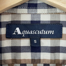 Load image into Gallery viewer, Aquascutum House Check Short Sleeved Shirt - Small (S) PTP 20"