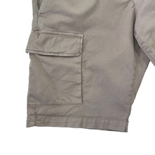 Load image into Gallery viewer, Paul and Shark Beige Bermuda Cargo Shorts - W 34"