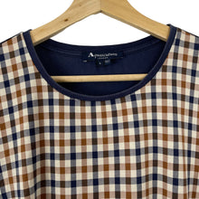 Load image into Gallery viewer, Aquascutum Navy / House Check Short Sleeved T-Shirt - Large (L) PTP 22.5"