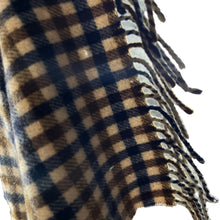 Load image into Gallery viewer, Aquascutum Classic House Check 100% Lambswool Scarf - One Size Fits All