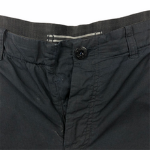 Load image into Gallery viewer, Stone Island Dark Navy Bermuda Cargo Shorts - W 34"