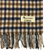 Load image into Gallery viewer, Aquascutum Classic House Check Lambswool / Cashmere Scarf - One Size Fits All