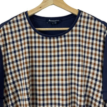 Load image into Gallery viewer, Aquascutum Navy / House Check Short Sleeved T-Shirt - Large (L) PTP 22.5"