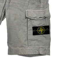 Load image into Gallery viewer, Stone Island Grey Bermuda Cargo Shorts - W 30"