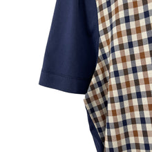 Load image into Gallery viewer, Aquascutum Navy / House Check Short Sleeved T-Shirt - Medium (M) PTP 21"