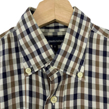 Load image into Gallery viewer, Aquascutum House Check Short Sleeved Shirt - Small (S) PTP 21"