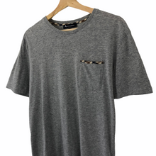 Load image into Gallery viewer, Aquascutum Grey Short Sleeved Pocket T-Shirt - Medium (M) PTP 21"