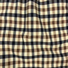 Load image into Gallery viewer, Aquascutum House Club Check Shorts - Medium (M)