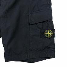 Load image into Gallery viewer, Stone Island Dark Navy Bermuda Cargo Shorts - W 34"