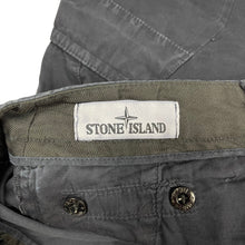 Load image into Gallery viewer, Stone Island Navy Bermuda Cargo Shorts - W 29"