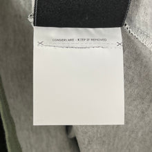 Load image into Gallery viewer, Stone Island Olive Short Sleeved Logo T-Shirt - Large (L) PTP 22.5"