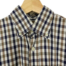 Load image into Gallery viewer, Aquascutum House Check Short Sleeved Shirt - Small (S) PTP 21.5"