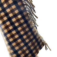 Load image into Gallery viewer, Aquascutum Classic House Check 100% Lambswool Scarf - One Size Fits All