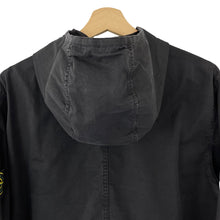 Load image into Gallery viewer, Stone Island Black Double Pocket Hooded Overshirt - Large (L) PTP 22.5&quot;
