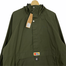 Load image into Gallery viewer, BNWT Fjallraven Deep Forrest Vardag Anorak - Extra Large (XL) PTP 27.5&quot;
