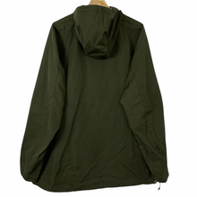 Load image into Gallery viewer, BNWT Fjallraven Deep Forrest Vardag Anorak - Extra Large (XL) PTP 27.5&quot;
